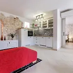 4 Apartament *